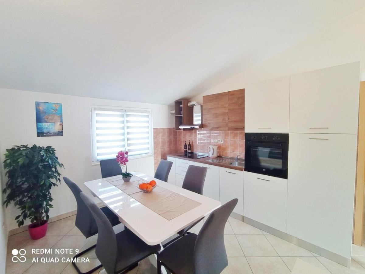 Apartman Mia With Pool1 Split Buitenkant foto