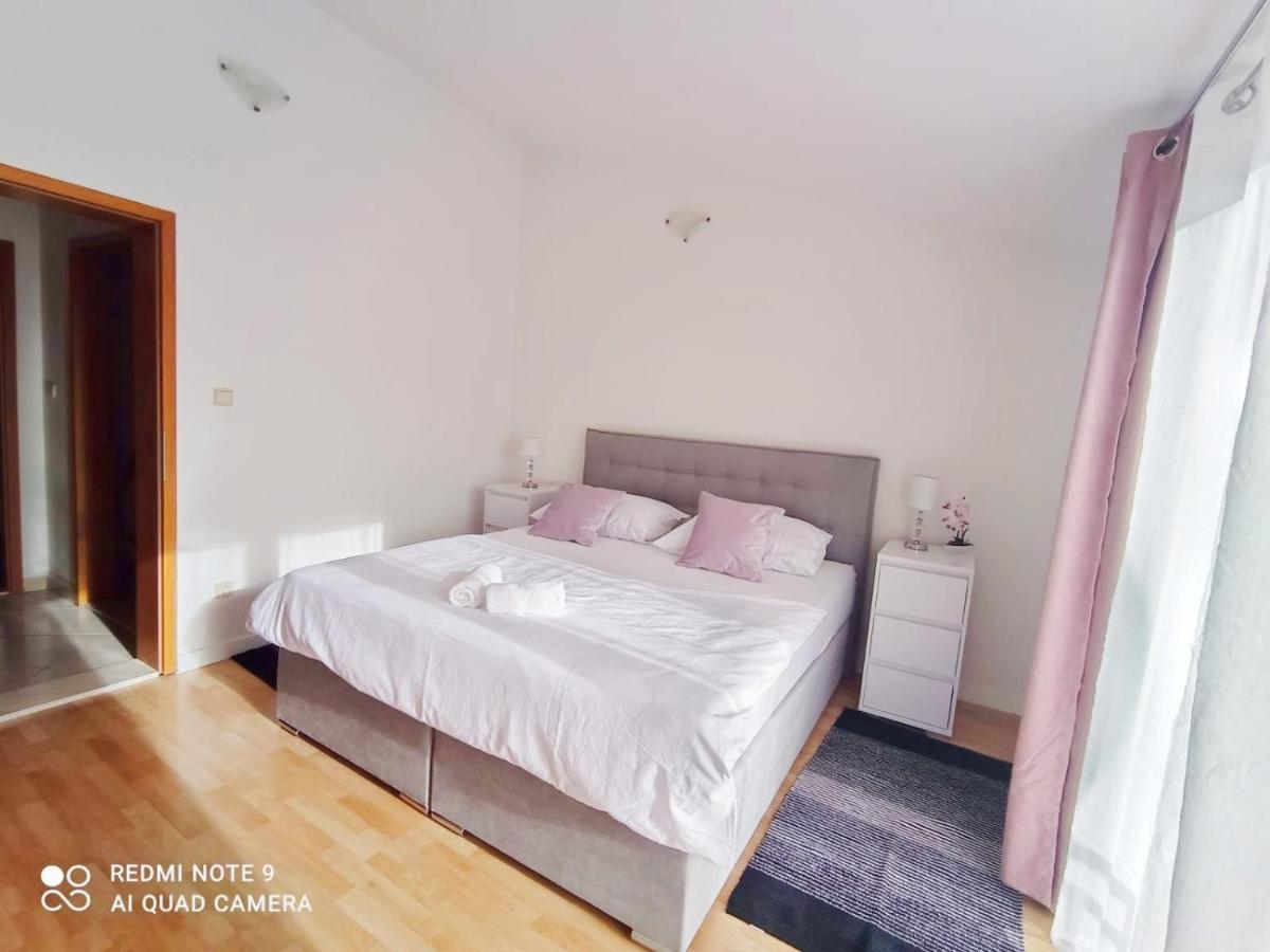 Apartman Mia With Pool1 Split Buitenkant foto