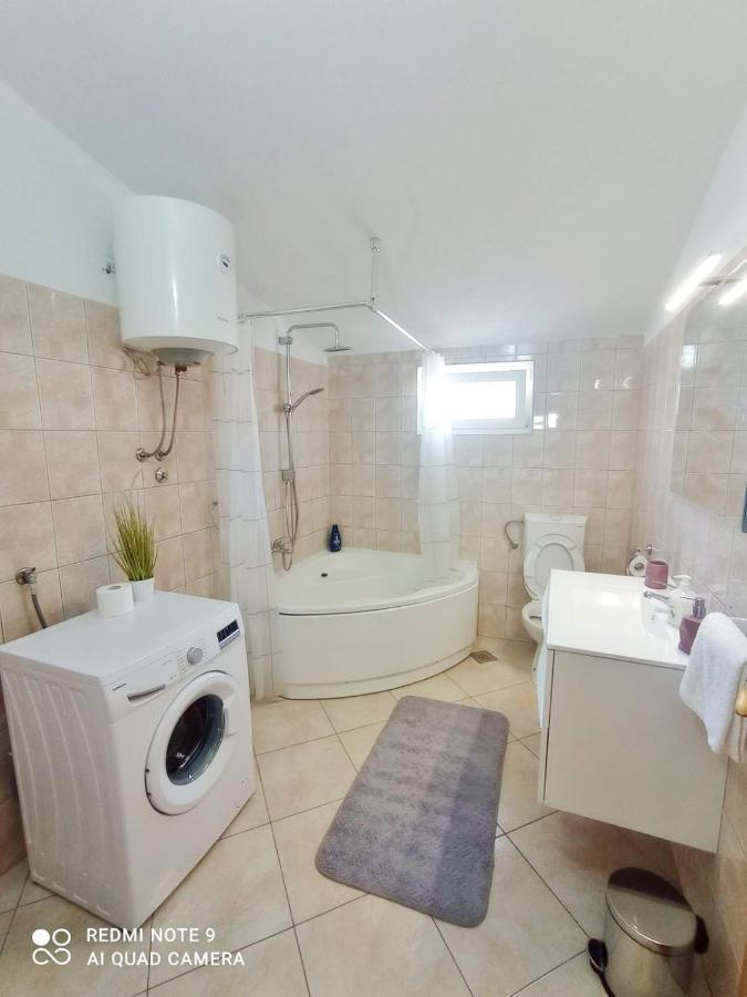 Apartman Mia With Pool1 Split Buitenkant foto