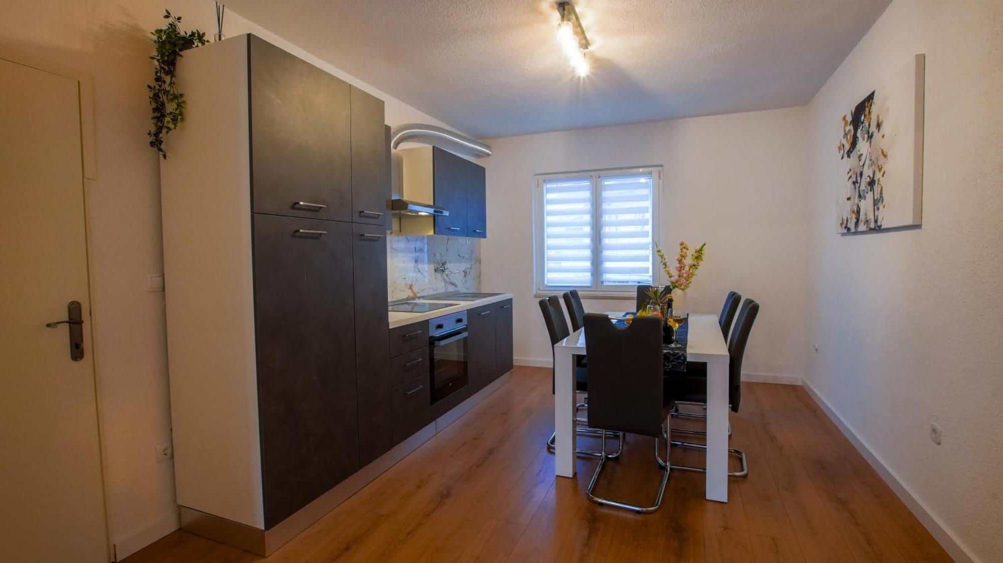 Apartman Mia With Pool1 Split Buitenkant foto