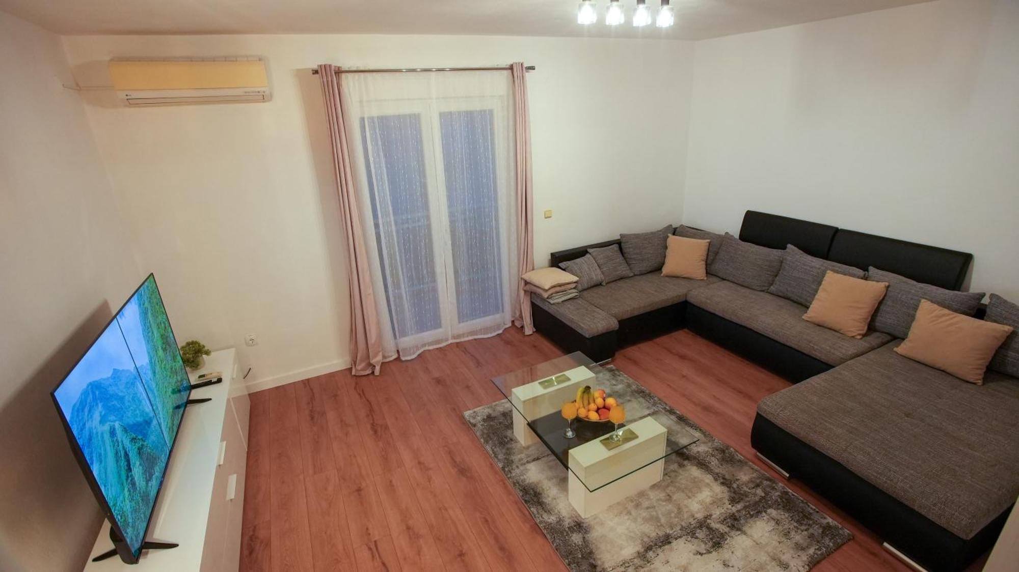 Apartman Mia With Pool1 Split Buitenkant foto